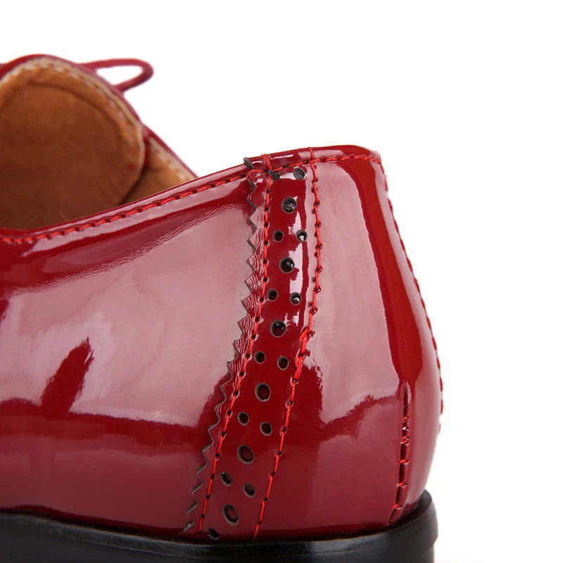 أحذية بروج بولكا نسائية – 2025