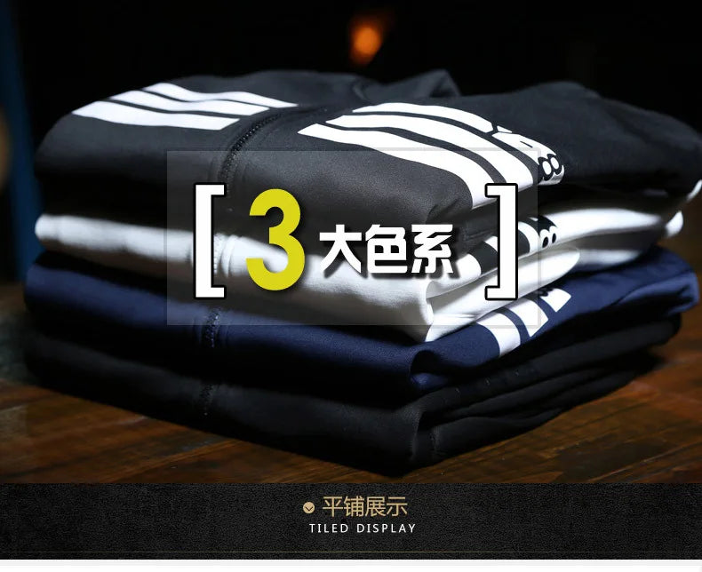 طقم ملابس رياضية للرجال بمقاسات كبيرة