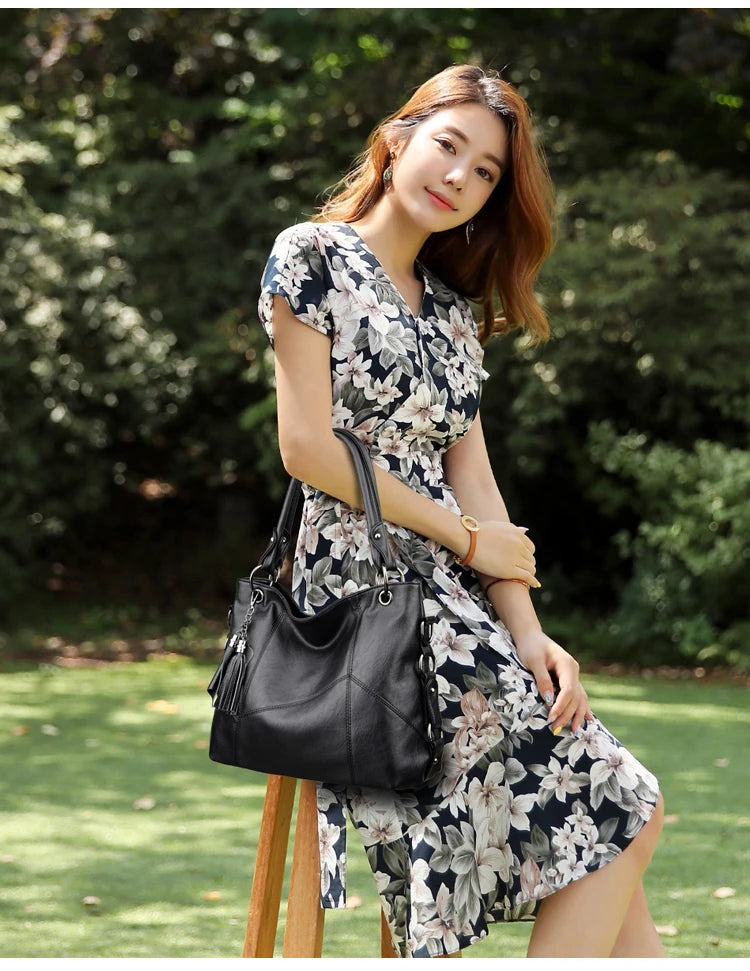 Large Capacity Tote Bag