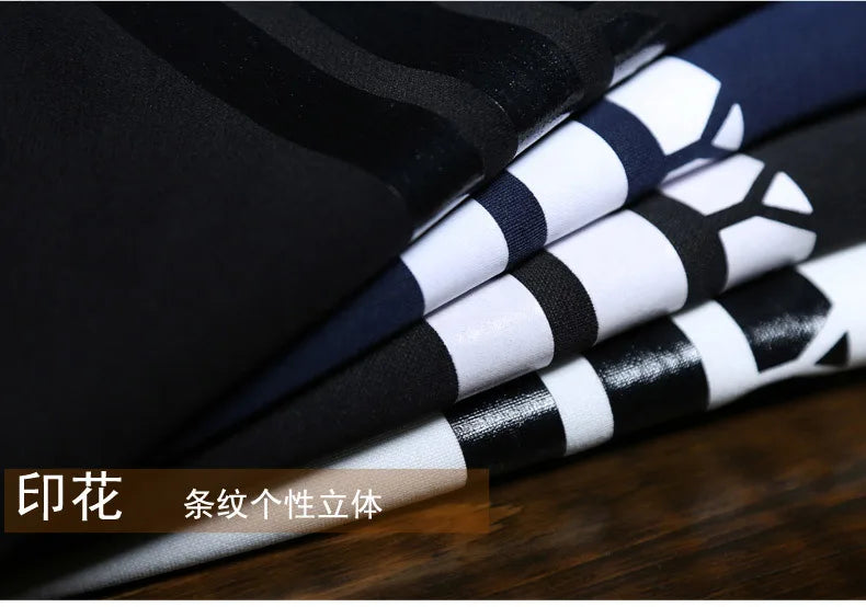 طقم ملابس رياضية للرجال بمقاسات كبيرة