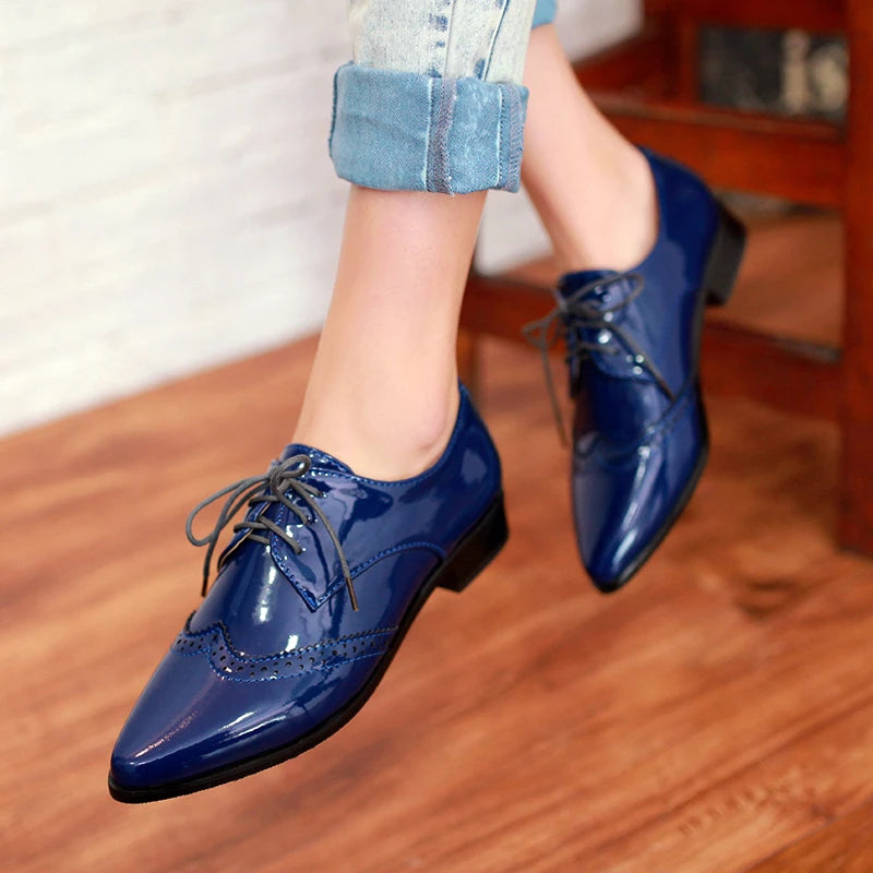 أحذية بروج بولكا نسائية – 2025