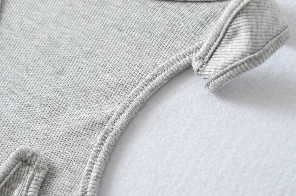 قميص داخلي نسائي بأشرطة مضلعة