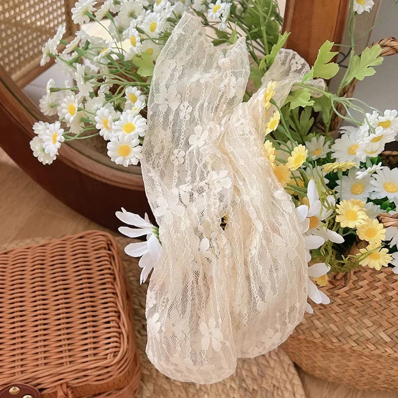 سراويل داخلية نسائية مرصعة بأحجار الراين