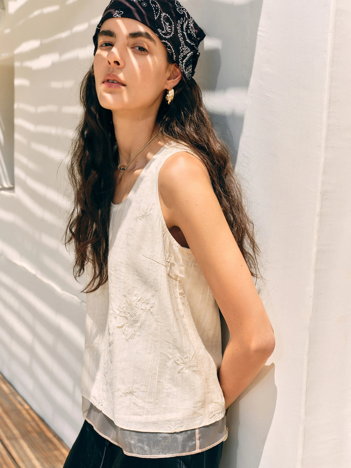 Minimalist Sleeveless Old Money Vest Top