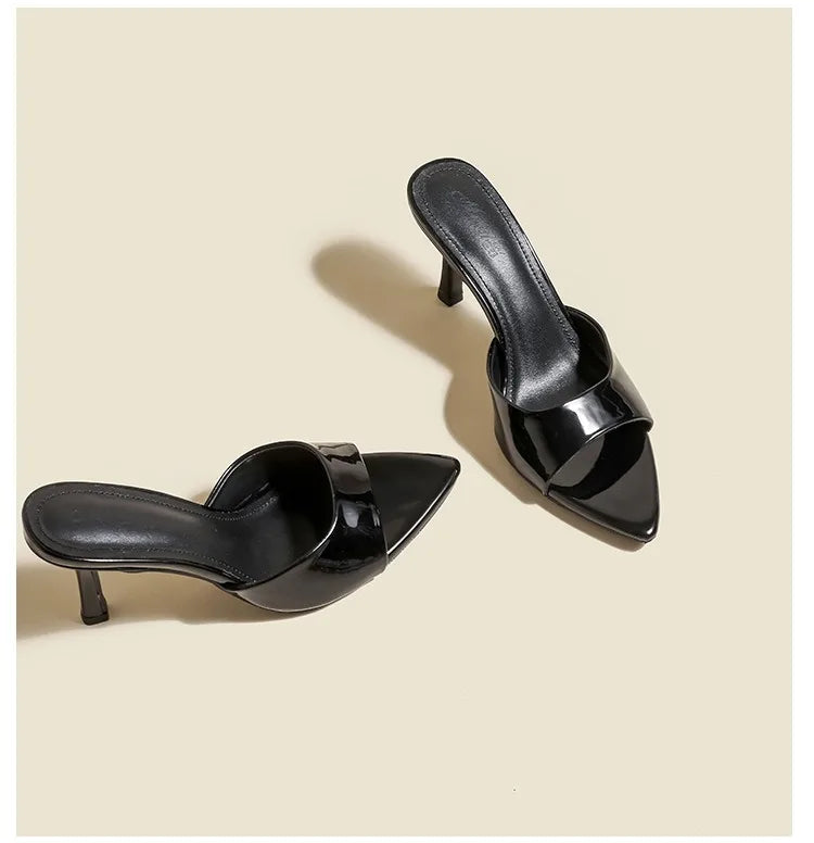 نعال براءات اختراع بكعب رفيع ومقدمة مدببة - 2025