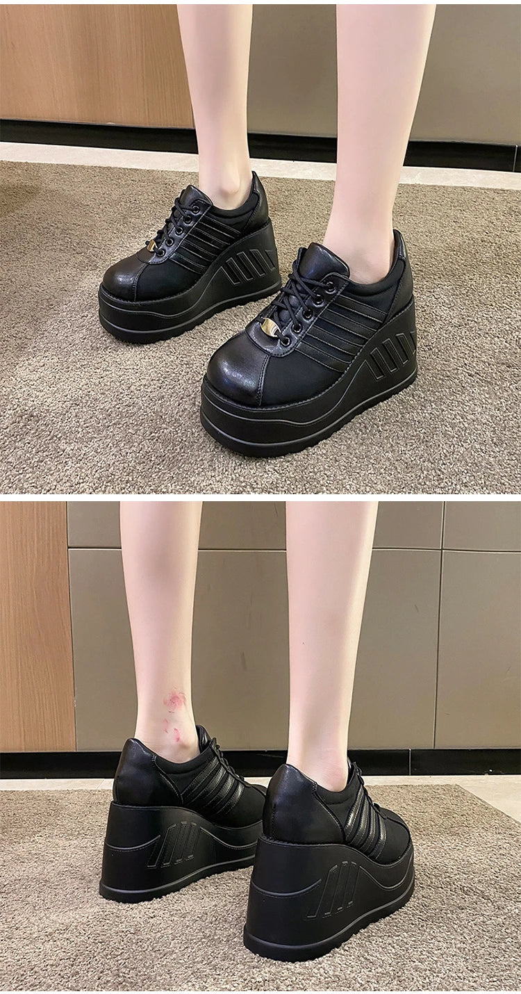 أحذية نسائية بكعب عالٍ وأربطة ورأس دائري