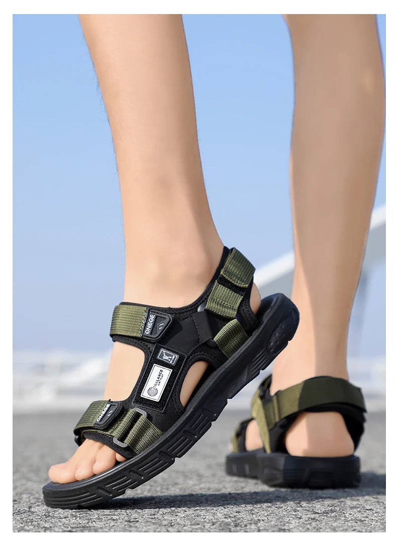 صنادل شاطئ عصرية للرجال