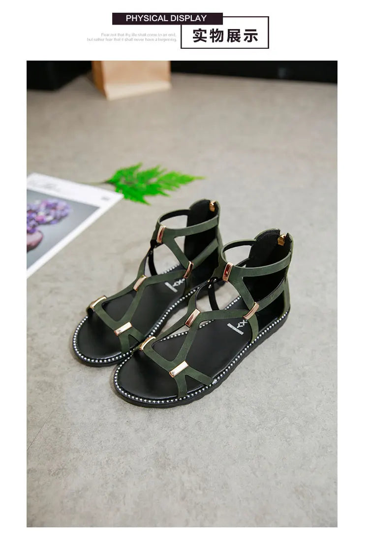 صنادل نسائية مسطحة بنعل ناعم وخفيفة الوزن