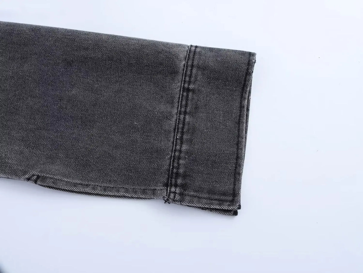 طقم بلوزة وبنطال جينز للنساء