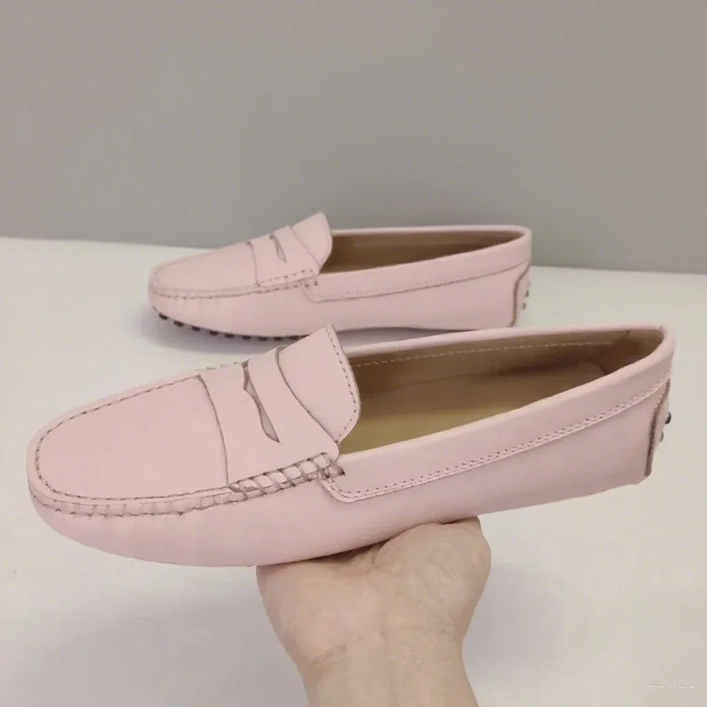 حذاء مسطح نسائي 2025 من الجلد الطبيعي سهل الارتداء