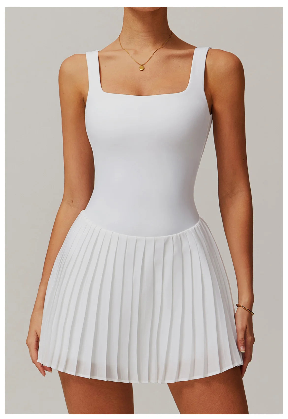 جمبسوت رياضي نسائي مطوي بجيوب