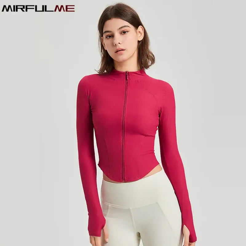 سترة رياضية نسائية ضيقة بسحاب لليوجا