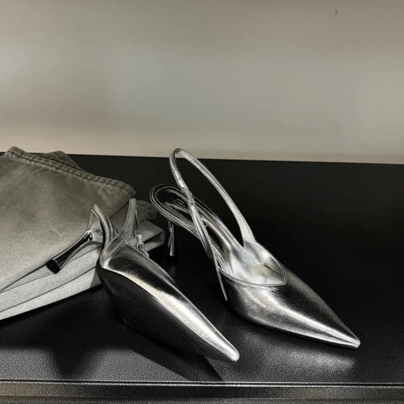 أحذية بكعب مدبب - أحذية أنيقة من تصميم 2025