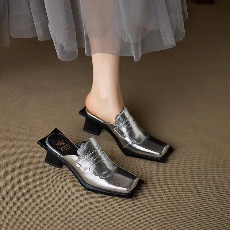 نعال نسائية فاخرة مرصعة بأحجار الراين