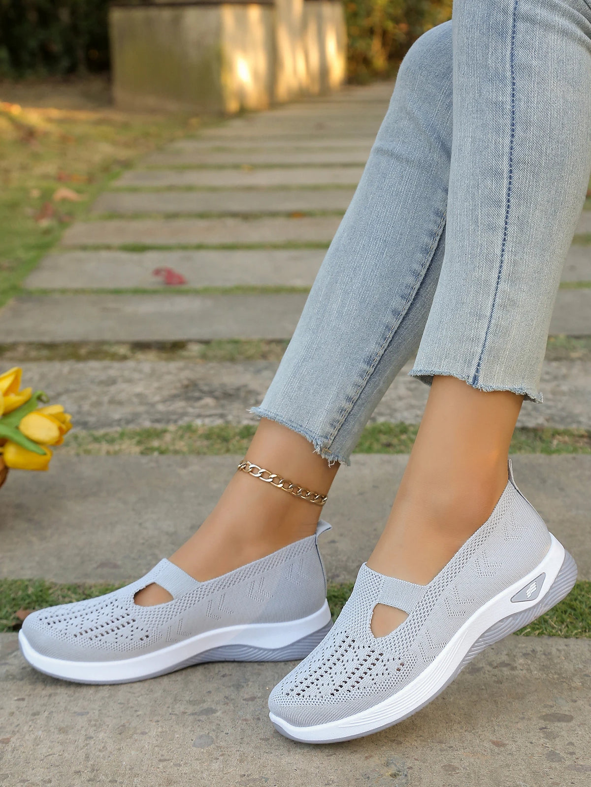 Women's Lightweight Casual Summer Shoes