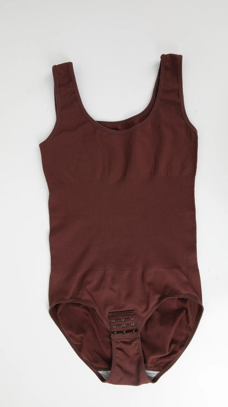 جمبسوت نسائي لتشكيل الجسم غير مرئي