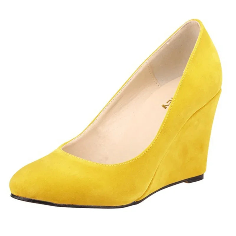 حذاء إسفيني كلاسيكي مدبب - جلد سويدي صناعي أسود 2025