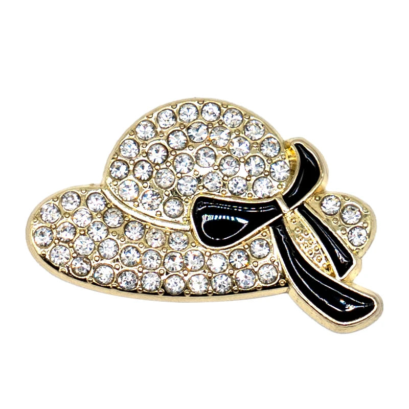 إكسسوارات أحذية معدنية مصممة للنساء