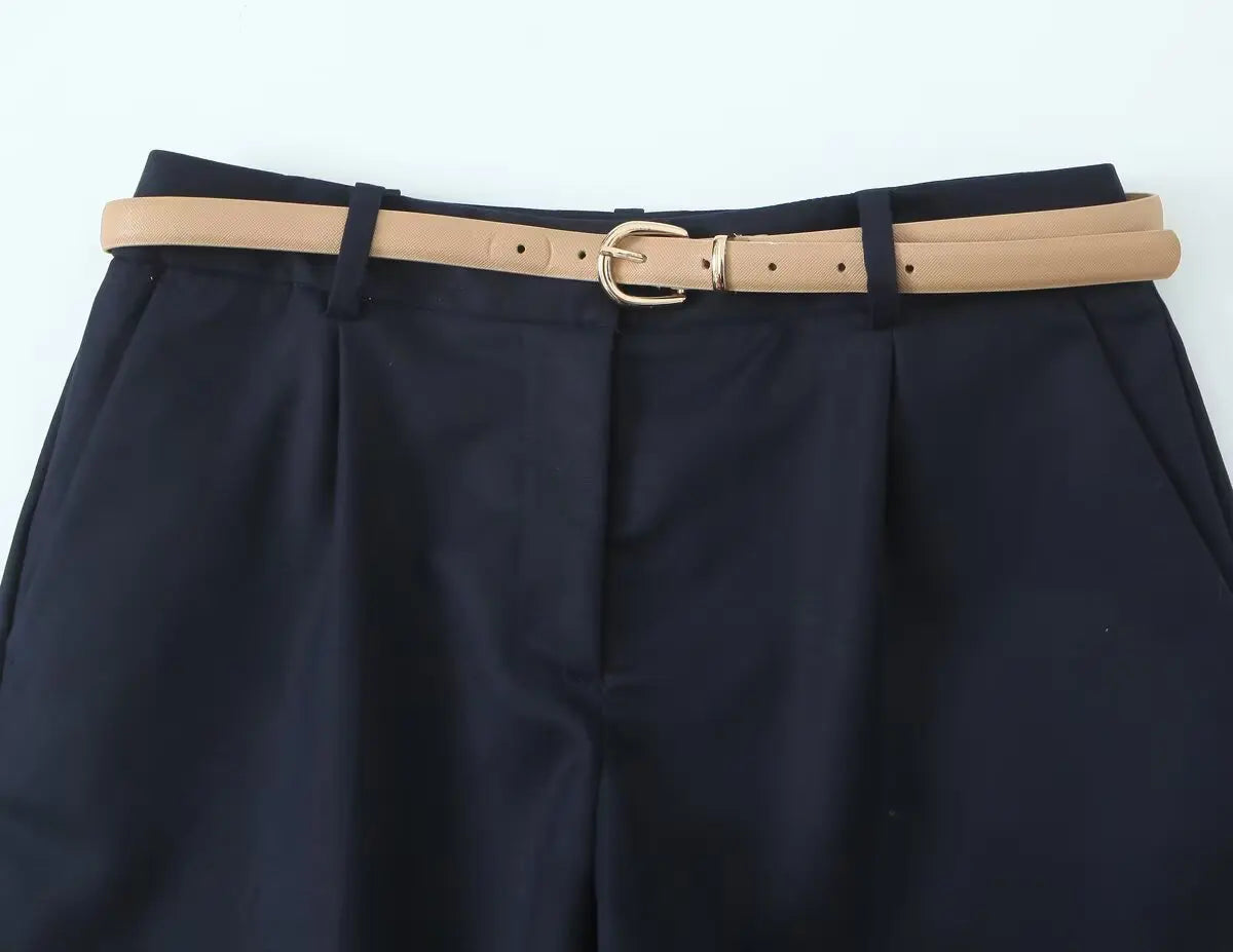 Women's Belted Pleated Wide Shorts