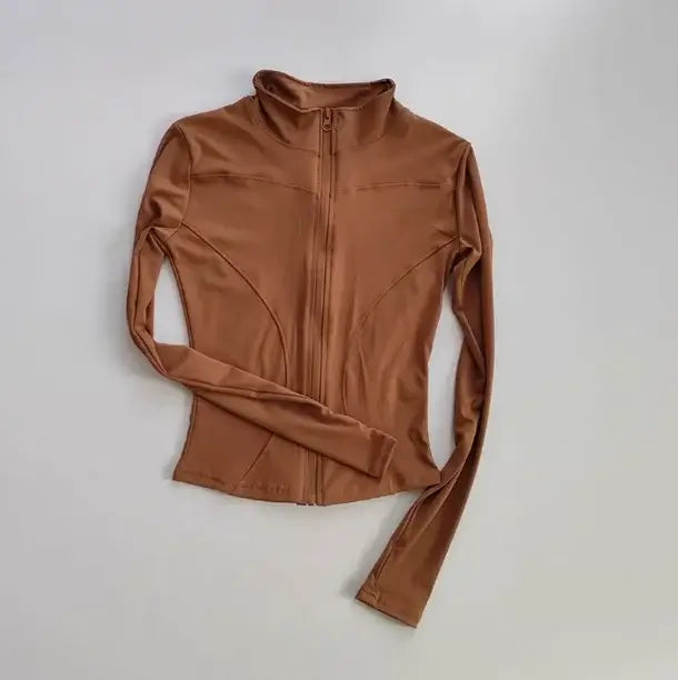 سترة رياضية نسائية سريعة الجفاف بسحاب