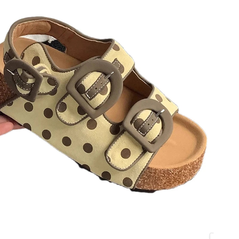 صنادل نسائية مسطحة بكعب عالٍ صيفية