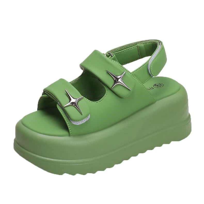 صنادل منصة مصممة - صيف 2025