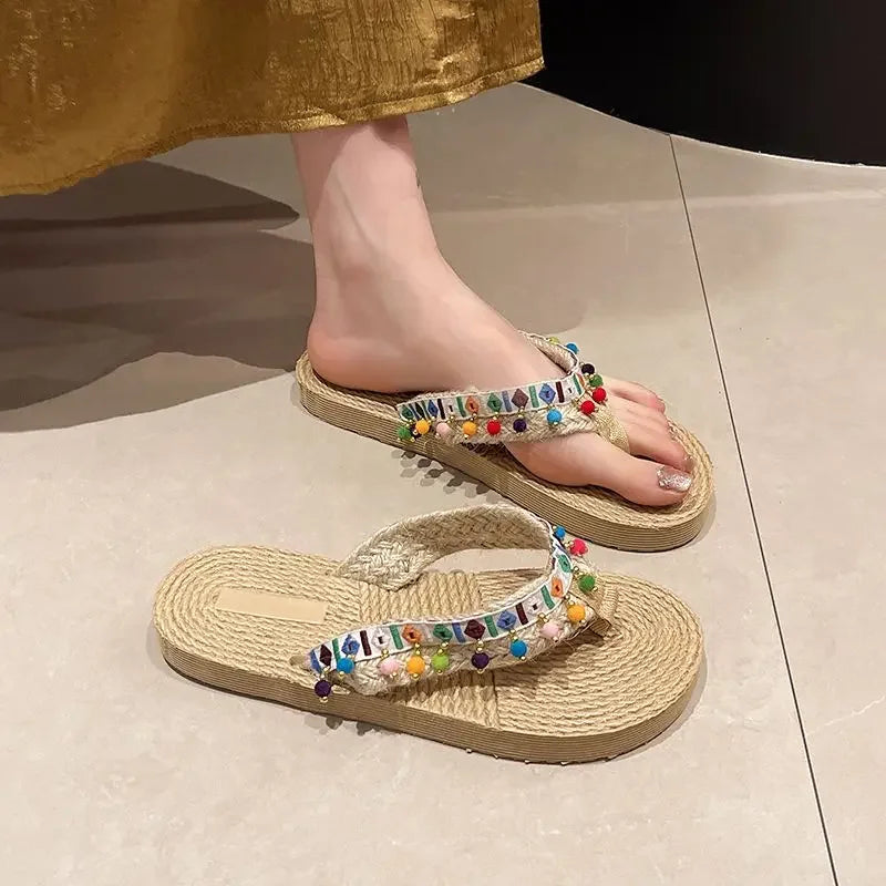 صنادل شاطئ نسائية بكعب منخفض ومضادة للانزلاق