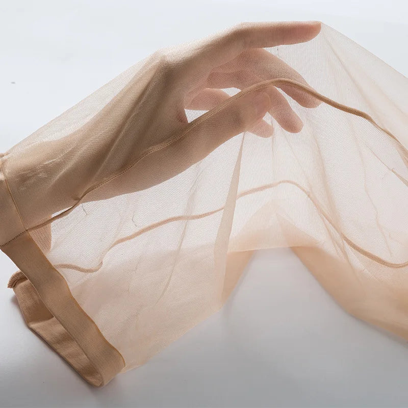 جوارب نسائية بنقشة زهور ثلاثية الأبعاد