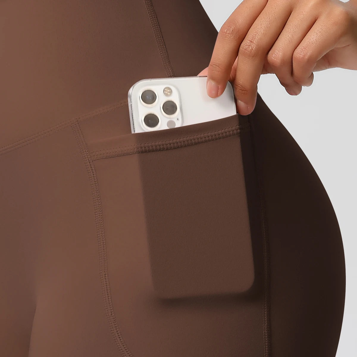 Women's Pocketed Fitness Yoga Shorts