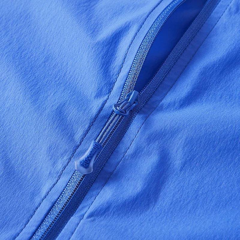 جاكيت صيفي بغطاء رأس للرجال بمقاسات كبيرة