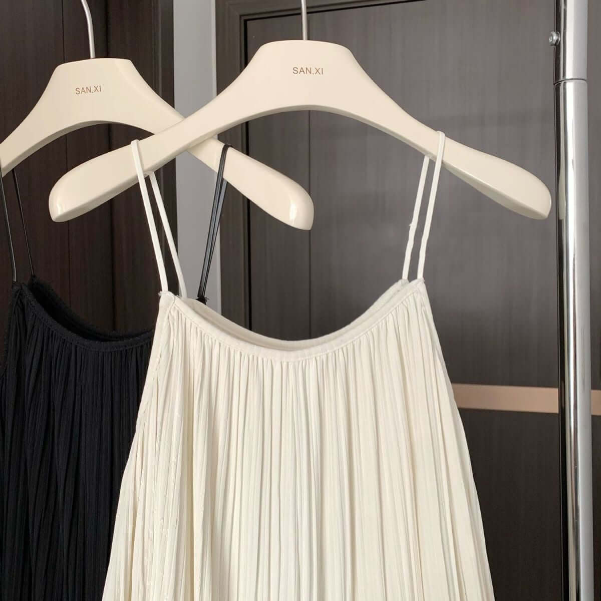 فستان بيجامة فضفاض بأشرطة رفيعة للنساء بمقاسات كبيرة