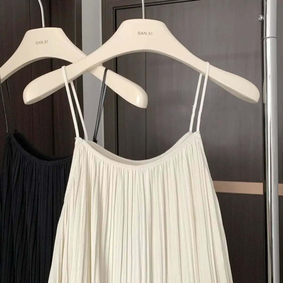 فستان بيجامة فضفاض بأشرطة رفيعة للنساء بمقاسات كبيرة