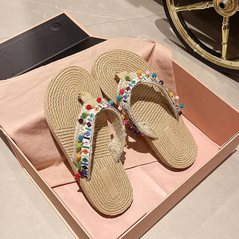 صنادل شاطئ نسائية بكعب منخفض ومضادة للانزلاق