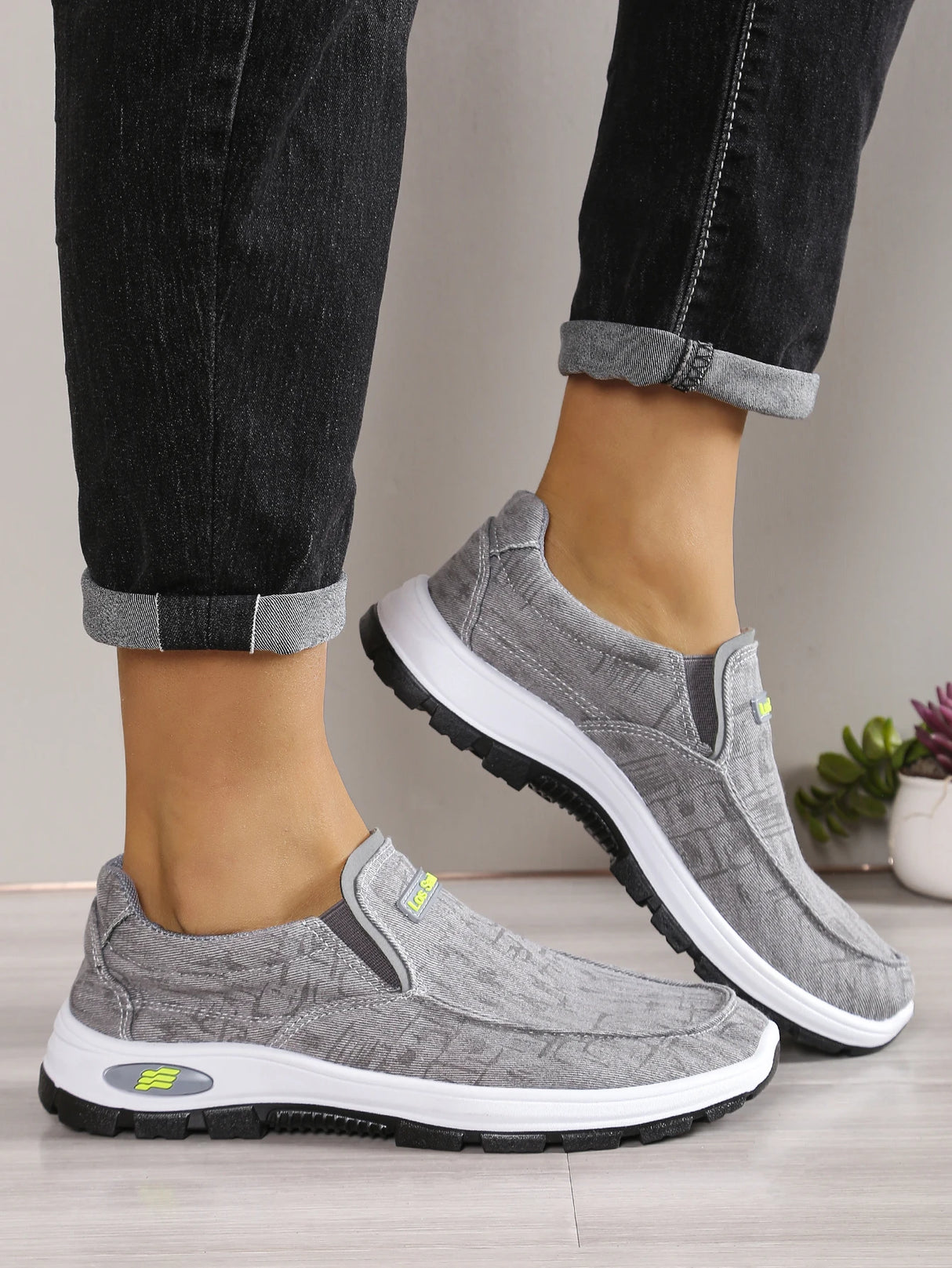 Men Fabric Casual Canvas Sneakers