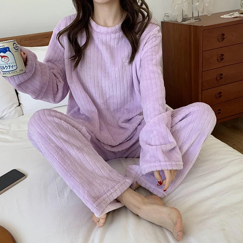 Women's Fleece Pajama Set