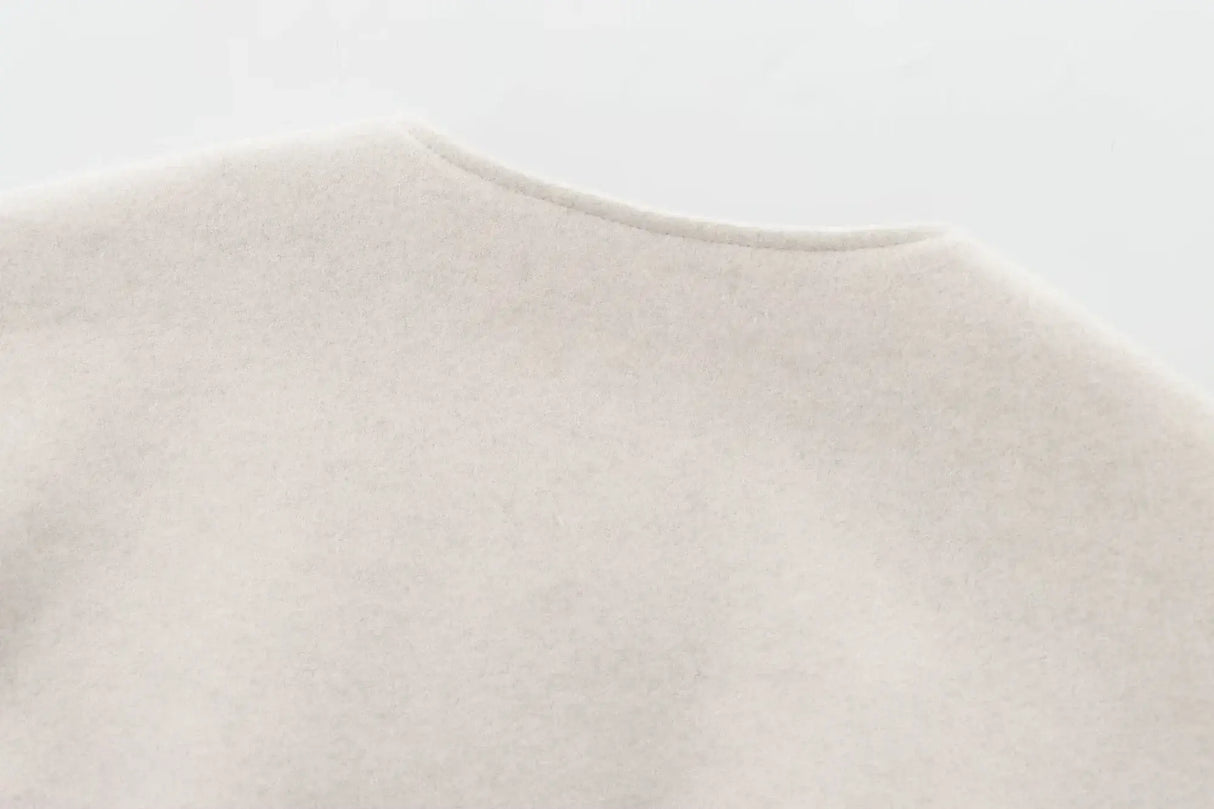 سترة بومبر نسائية قصيرة