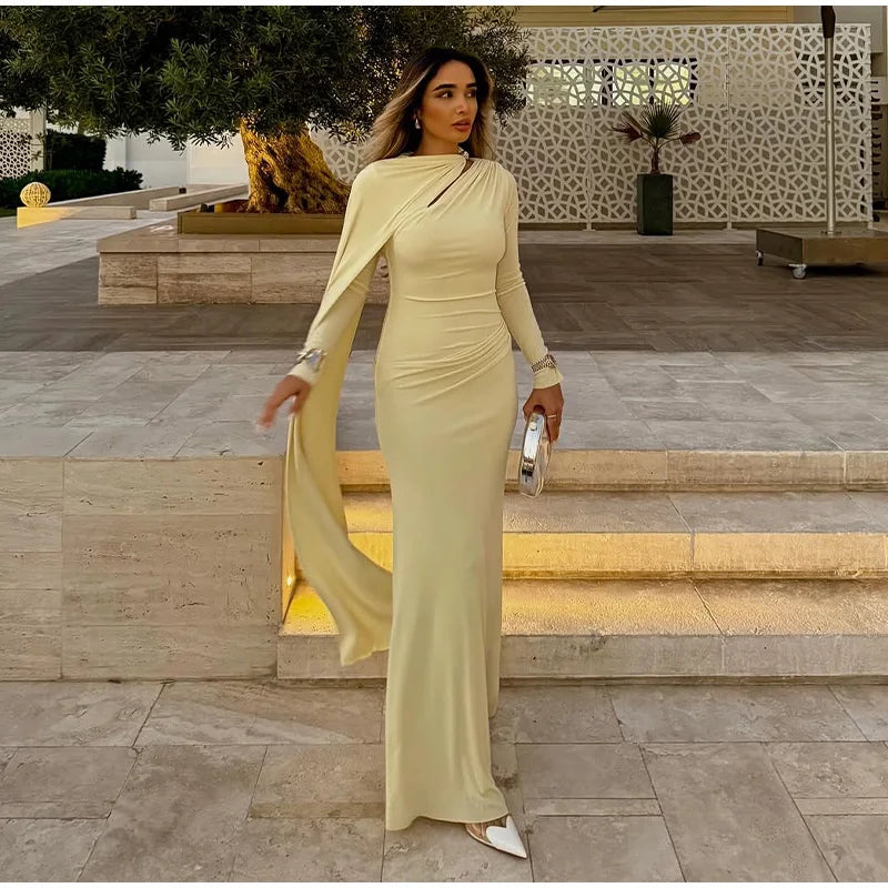 فستان نسائي طويل بشريط مطوي