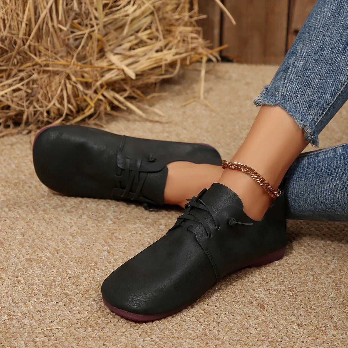 حذاء لوفر نسائي أنيق وسهل الارتداء