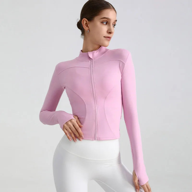 سترة يوجا نسائية بسحاب وقصّة Slim Fit