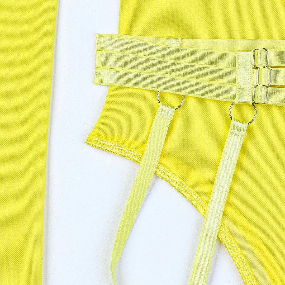 جمبسوت نسائي شبكي مع حمالة صدر