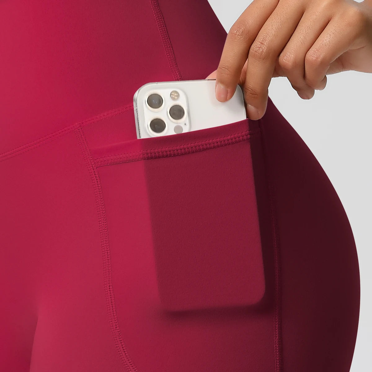 Women's Pocketed Fitness Yoga Shorts