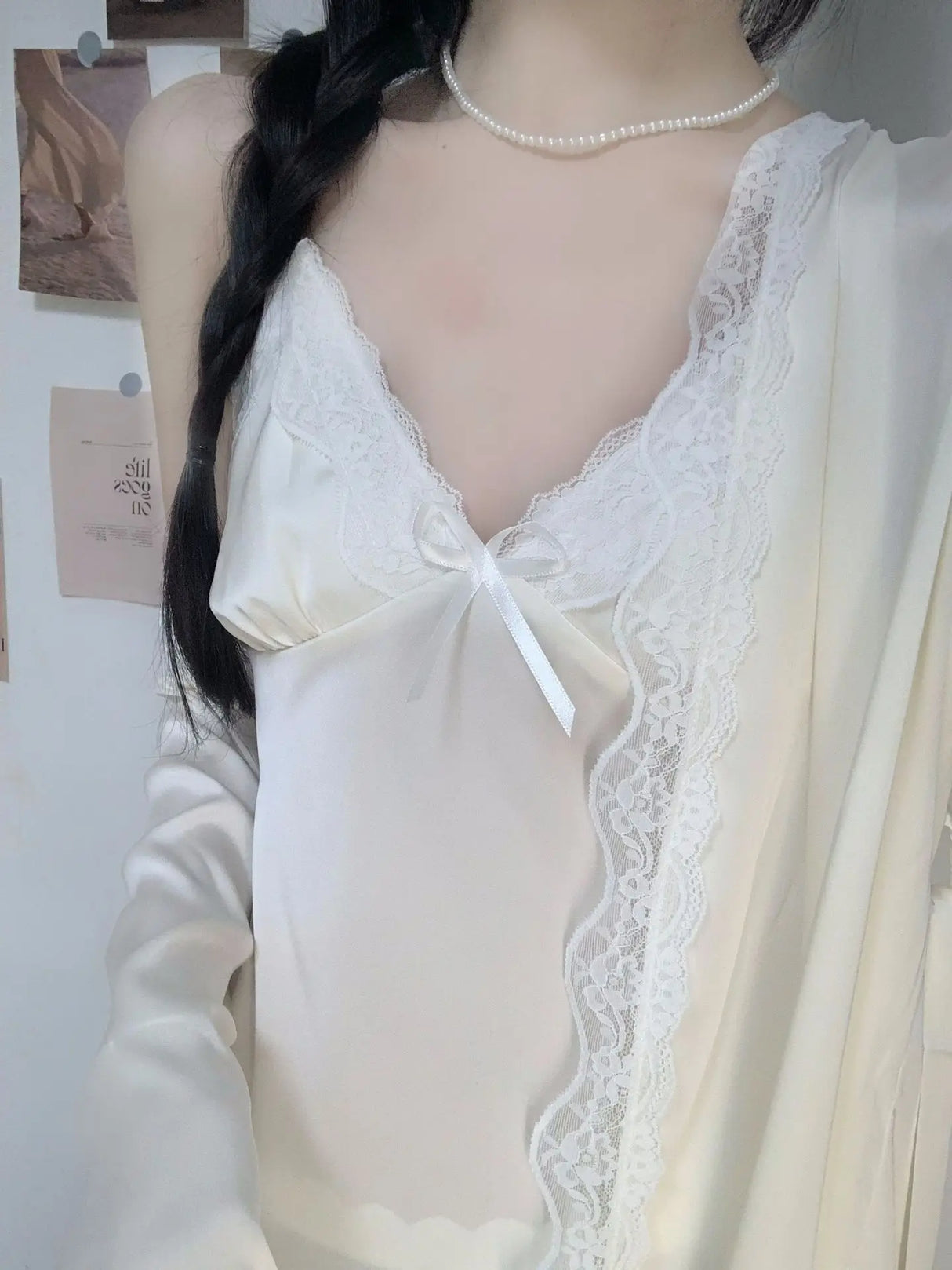 طقم رداء نوم ساتان نسائي