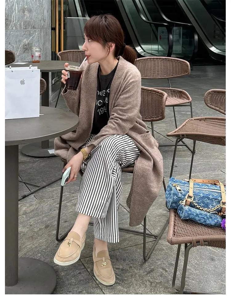 حذاء مسطح سهل الارتداء من الجلد للنساء