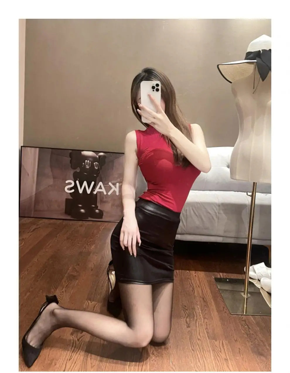 Women Faux Leather Mini Skirt
