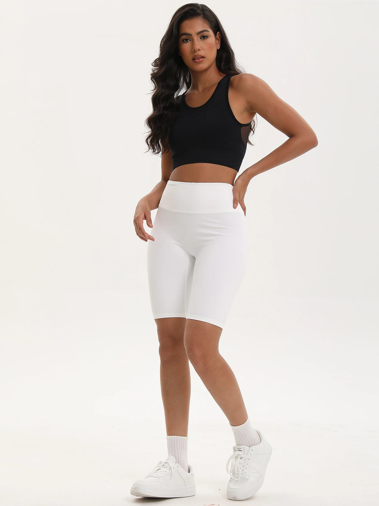 شورت نسائي عالي الخصر بثلاثة جيوب لركوب الدراجات