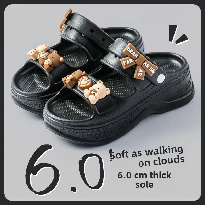 صنادل نسائية بكعب رفيع للصيف في الهواء الطلق