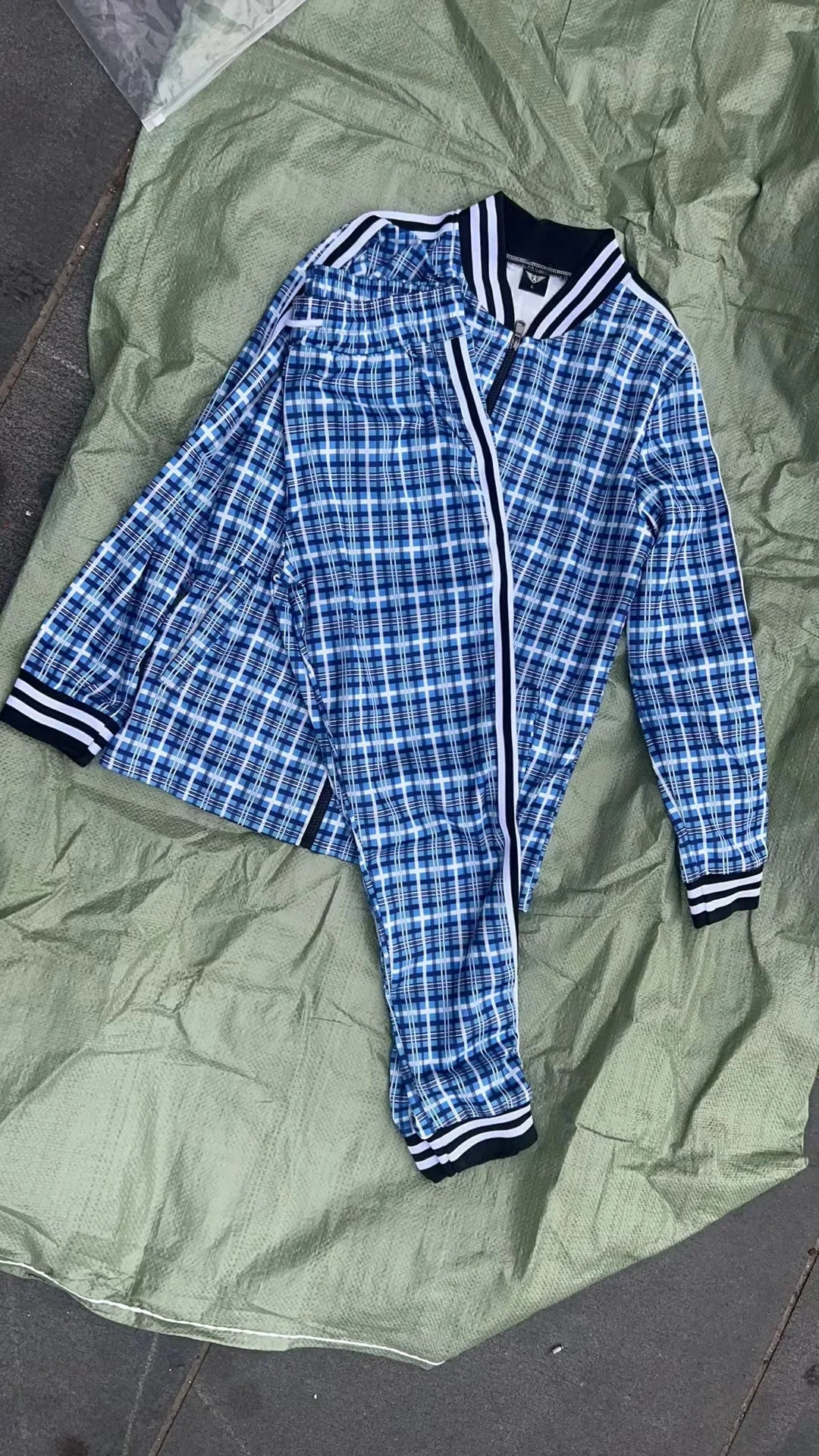 Men's Checkered Sports Tracksuit