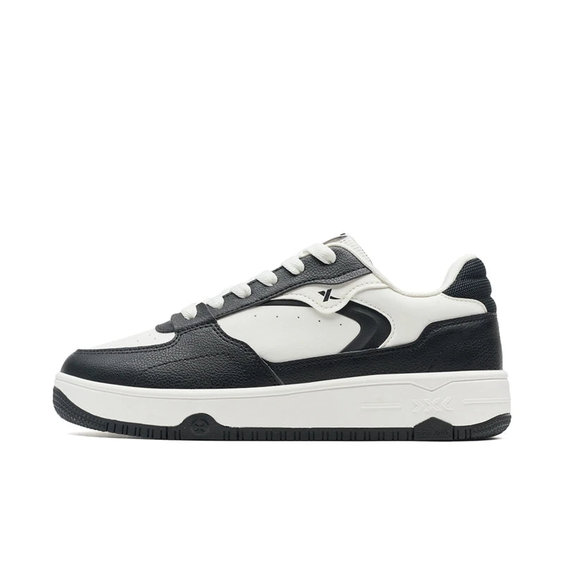 أحذية رياضية Xtep مومباي للرجال بأربطة للشارع