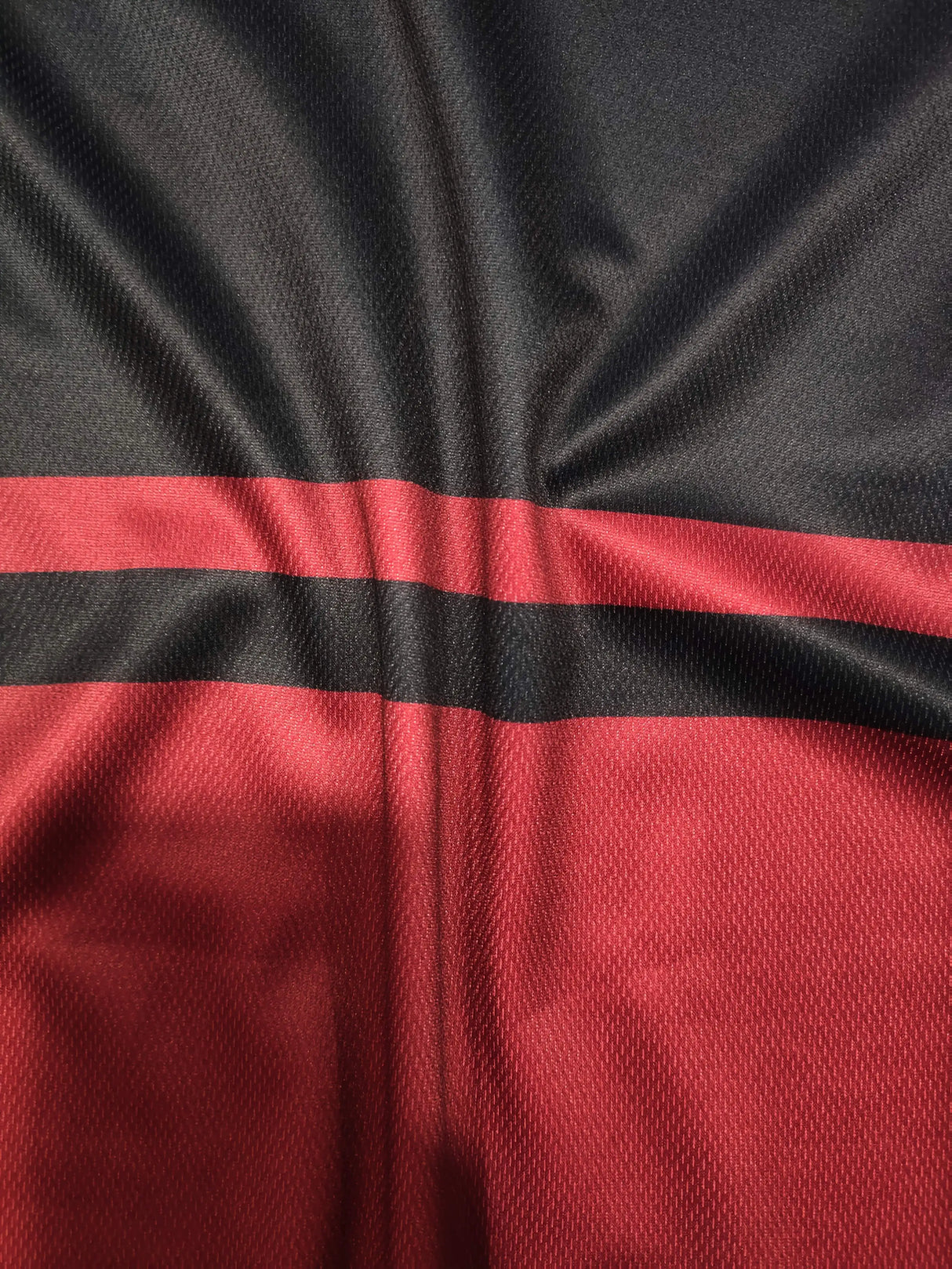 Men’s 3D Striped Crew Neck Shirt