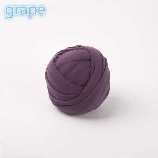 Solid grape-colored backdrop blanket for baby photo shoots, suitable for ages 0-1 year.